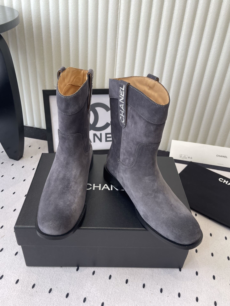 Ch**el boots
